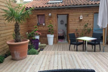 Superbe Appartement Avec Terrasse En Centre Ville La Rochelle  Exteriör bild